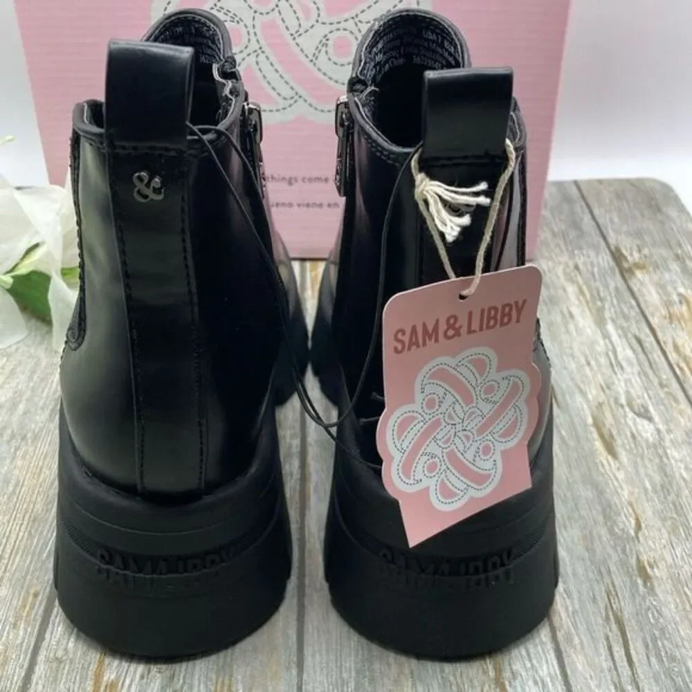 Women's Size: 7 Julia Booties Chelsea Upper w/ Chunky Bottom . Sam & Libby . New